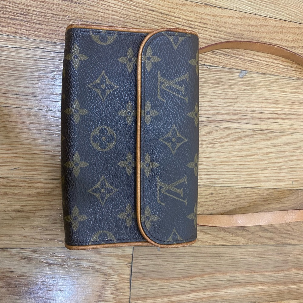 LV Pochette Florentine Bum Bag